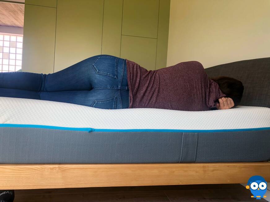 simba hybrid luxe dormeur latearal